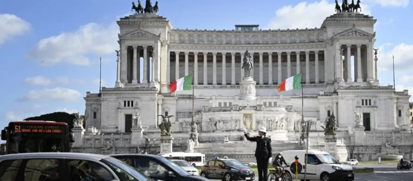 Αυξάνουν τα κρούσματα ινδικής μετάλλαξης στην Ιταλία - Στο 22,7% των νέων